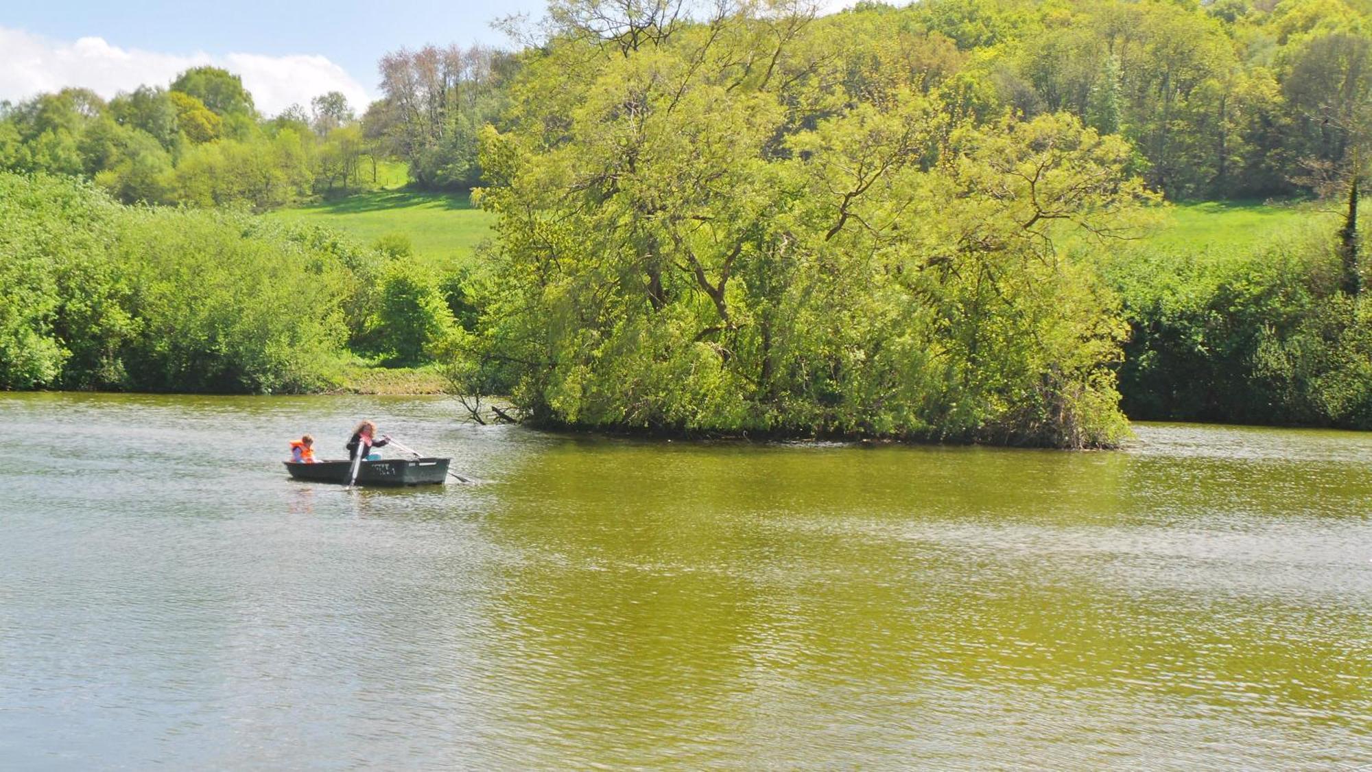 Cabanes Flottantes Et Gites Au Fil De L'Eau Colleville ภายนอก รูปภาพ