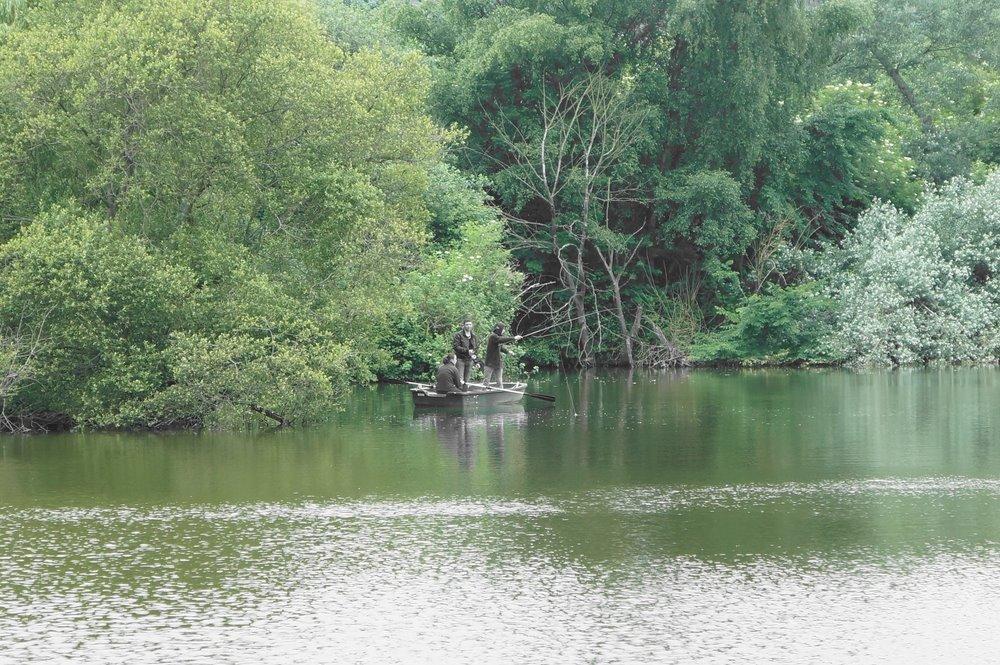 Cabanes Flottantes Et Gites Au Fil De L'Eau Colleville ภายนอก รูปภาพ