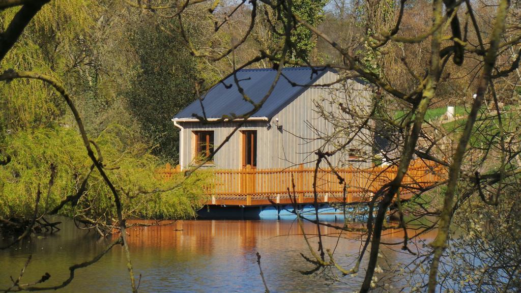 Cabanes Flottantes Et Gites Au Fil De L'Eau Colleville ภายนอก รูปภาพ