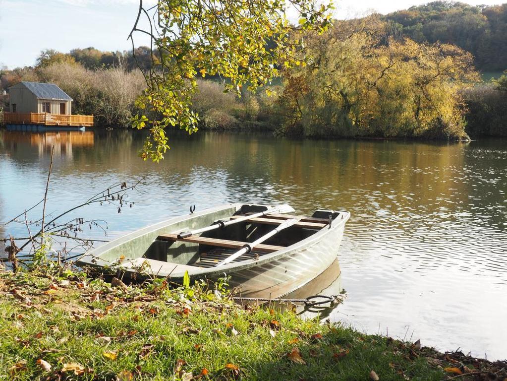 Cabanes Flottantes Et Gites Au Fil De L'Eau Colleville ภายนอก รูปภาพ